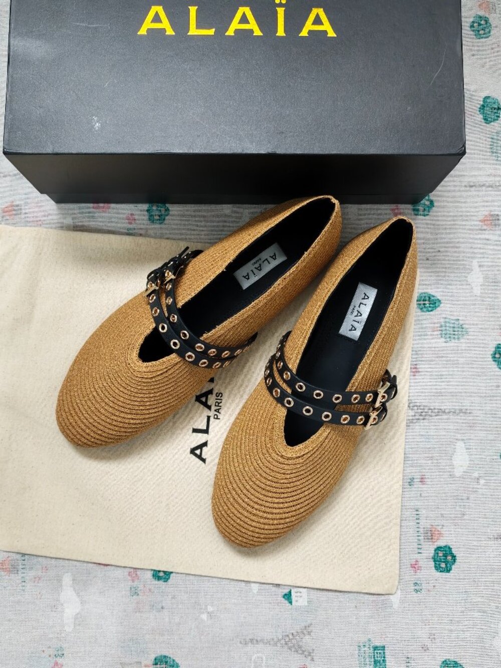 Alaia Paris Tan Woven Raffia Mary Jane Flats Double Strap Gold Grommets Ballerin
